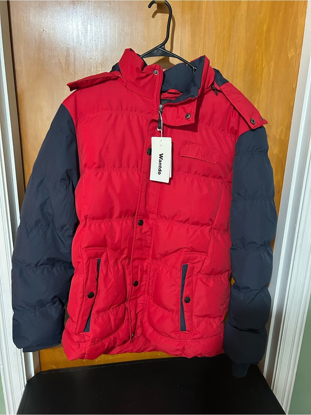 Wantdo Red Navy Puffer Winter Ski Coat Faux Fur Hood Size L NWT